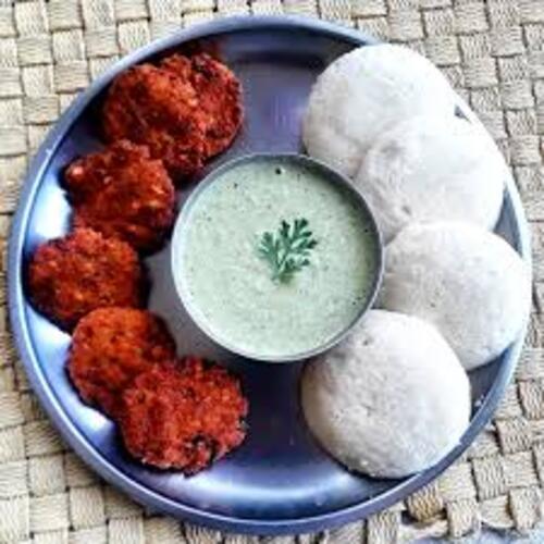 StyleNest - Mini Idli In Red Curry